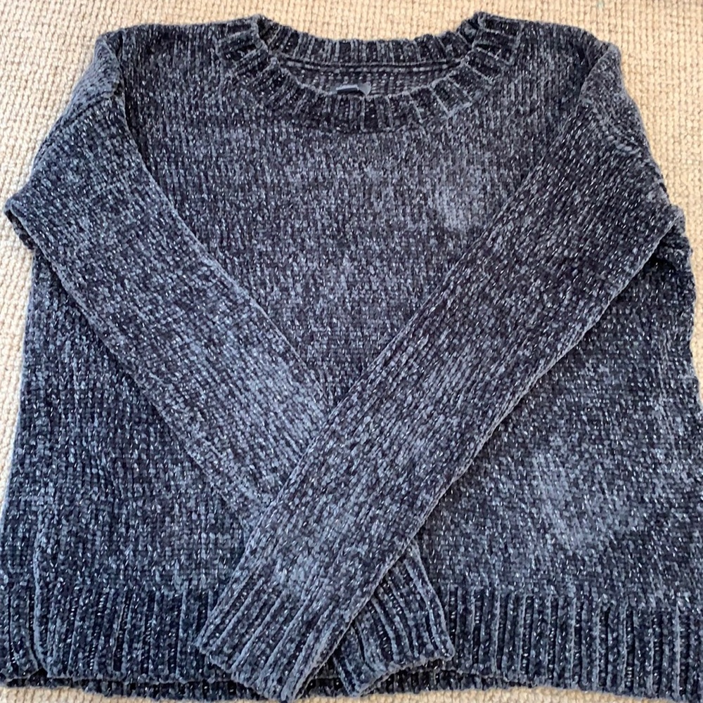 Aerie gray knit sweater